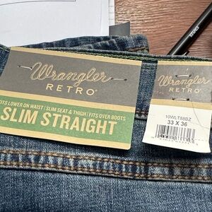 Wrangler Retro Slim Straight Blue Jeans new with tags